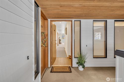 apt-204-3055 80th Ave Se, Mercer Island, WA, 98040-2955 | Card Image