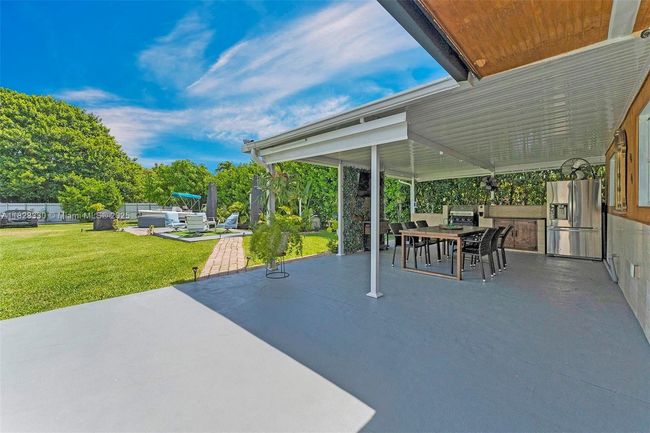 10371 Sw 146 Th St, House other with 5 bedrooms, 3 bathrooms and null parking in Miami FL | Image 44