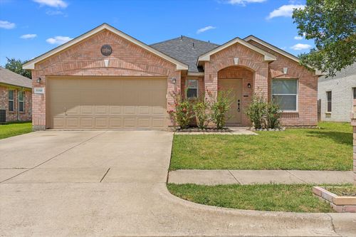 5311 Freestone Dr, Grand Prairie, TX, 75052-2661 | Card Image