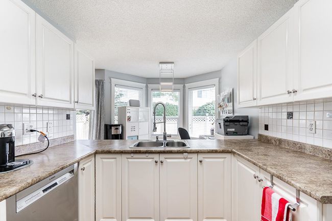 5 - 6452 121 Street, Townhouse with 3 bedrooms, 2 bathrooms and 4 parking in Surrey BC | Image 15