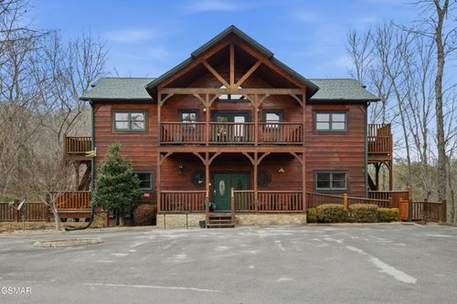 319 Poplar Point Way, Gatlinburg, TN, 37738 | Card Image