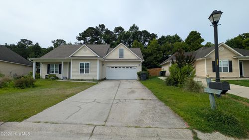 153 Watersfield Rd, Leland, NC, 28451-7271 | Card Image