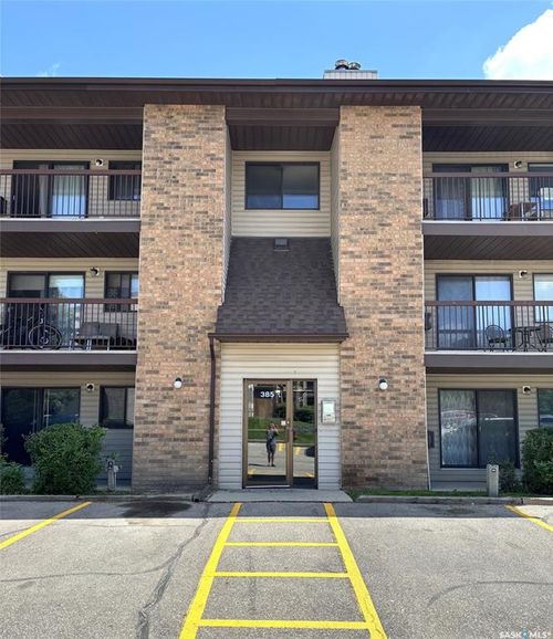 385 Kingsmere Blvd, Saskatoon, SK, S7J4J6 | Card Image