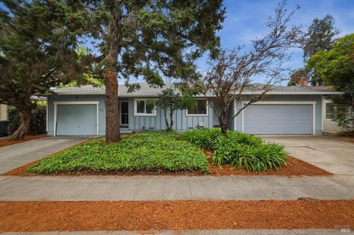 530 Nason Street, Santa Rosa, CA, 95404 | Card Image