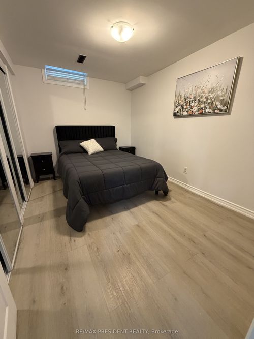 basement-6760 Darcel Ave, Mississauga, ON, L4T2W3 | Card Image