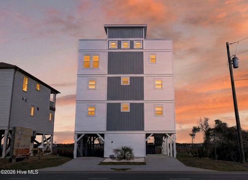 321 N New River Dr, Surf City, NC, 28445-6605 | Card Image