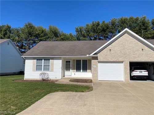 313 Abby Lane, Hartville, OH, 44632 | Card Image