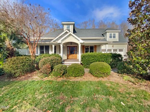 521 Lake Gaston Dr, Fuquay Varina, NC, 27526-3932 | Card Image