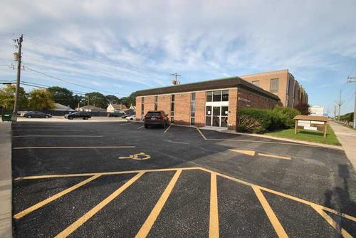 2-10540 W Cermak Rd, Westchester, IL, 60154-5250 | Card Image