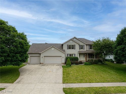 1948 Wendover Cir Ne, North Canton, OH, 44720-6185 | Card Image