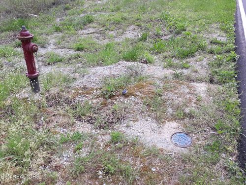 5054 Mount Helen Rd, Allardt, TN, 38504-5046 | Card Image