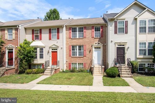 2033 S Anvil Ln, TEMPLE HILLS, MD, 20748-4286 | Card Image