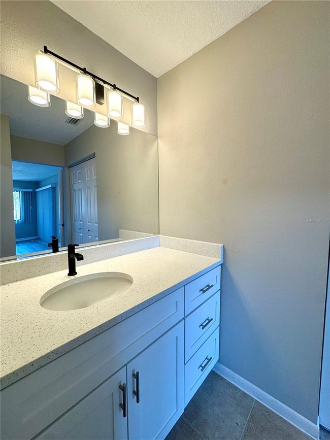 98 - 5138 Willow Links, Condo with 2 bedrooms, 2 bathrooms and null parking in SARASOTA FL | Image 24