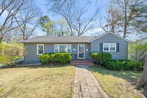 4733 Fontana St, Roeland Park, KS, 66205-1367 | Card Image