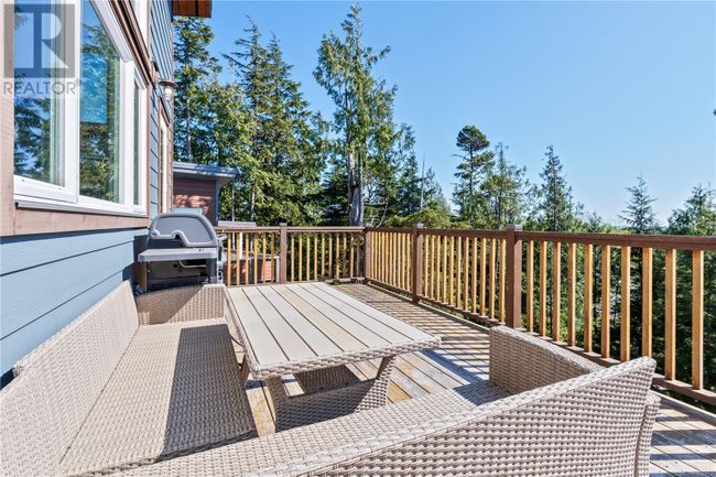 1992 Athlone Rd, House other with 4 bedrooms, 4 bathrooms and 2 parking in Ucluelet BC | Image 46