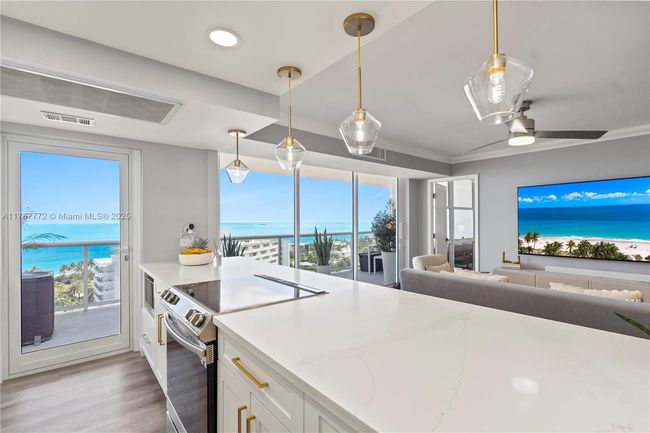 APT-1806 - 2841 N Ocean Blvd, Condo with 2 bedrooms, 2 bathrooms and null parking in Fort Lauderdale FL | Image 7