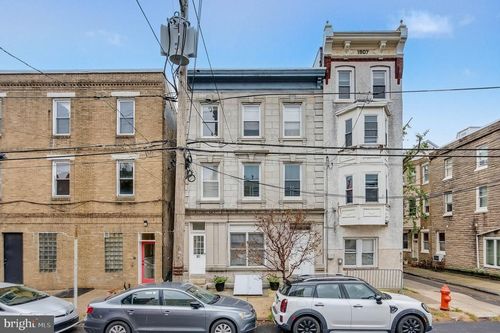 806 Catharine St, PHILADELPHIA, PA, 19147-3967 | Card Image