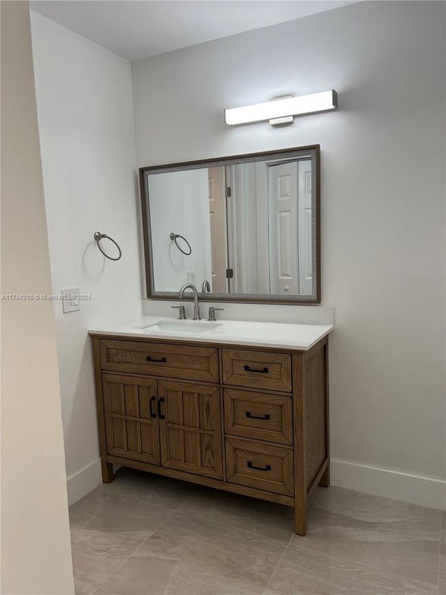 APT-104 - 16461 Blatt Blvd, Condo with 2 bedrooms, 2 bathrooms and null parking in Weston FL | Image 11