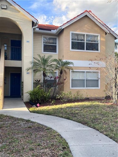 903-12571 Equestrian Cir, FORT MYERS, FL, 33907 | Card Image