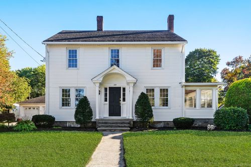 784 Victory Hwy, North Smithfield, RI, 02896-7761 | Card Image