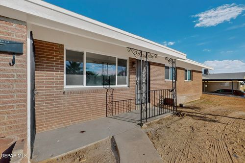 105 Camille Dr, El Paso, TX, 79912-4505 | Card Image