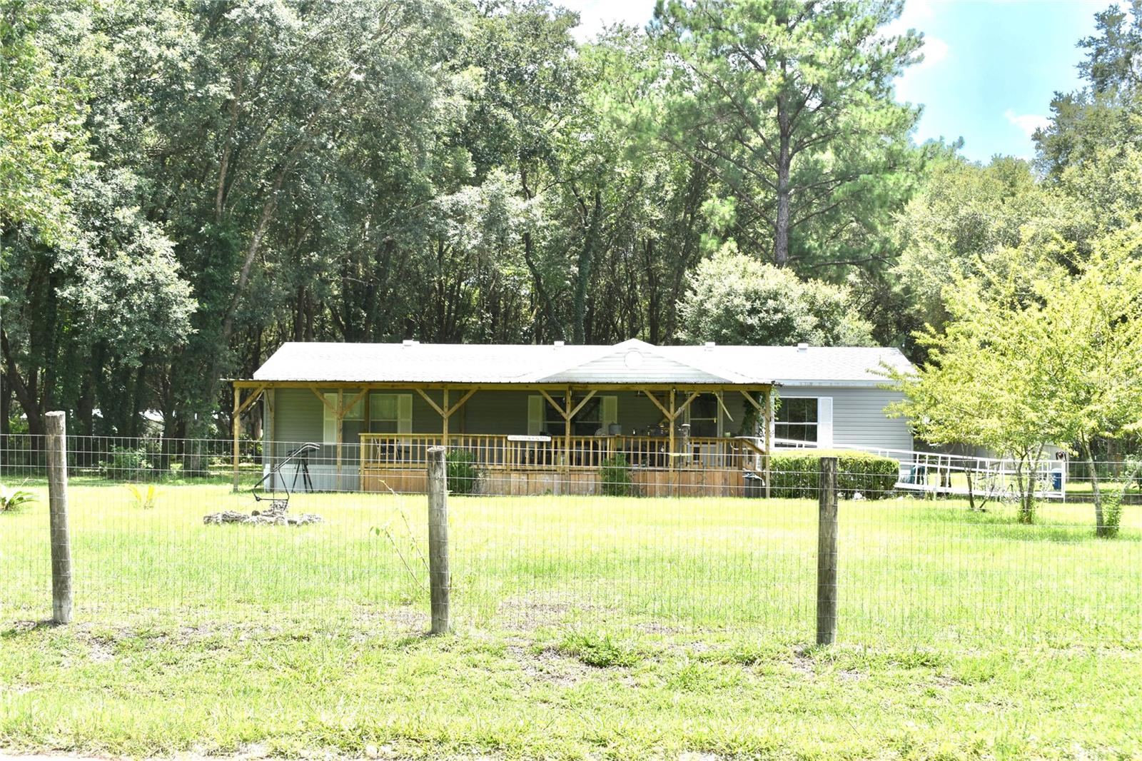 46th St, Williston, FL 32696