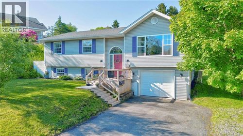 1025 Sand Cove Rd, Saint John, NB, E2M4Z7 | Card Image