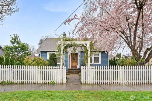1412 Everett Street, Sumner, WA, 98390 | Card Image