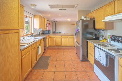 20 Calle De Golondrina S, Tres Piedras, NM, 87577-8014 | Card Image