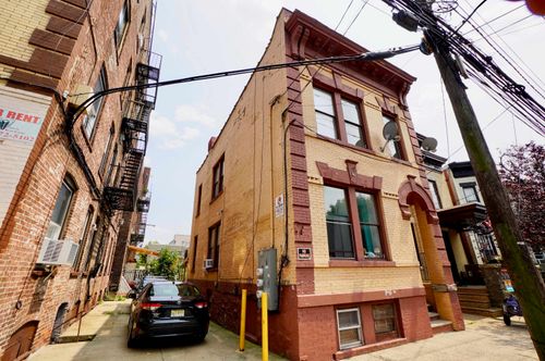 6034 Palisade Ave, West New York, NJ, 07093-5409 | Card Image