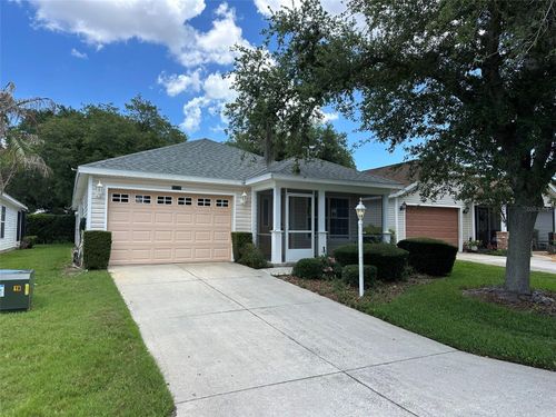 25335 Cranes Roost Cir, LEESBURG, FL, 34748-7476 | Card Image