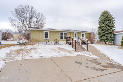 2500 Centennial Rd, Bismarck, ND, 58503-0740 | Card Image