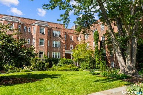 2-2b-70 Strawberry Hill Ave, Stamford, CT, 06902-2622 | Card Image