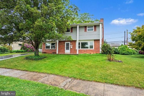 100 Lancaster Blvd, MECHANICSBURG, PA, 17055-3506 | Card Image