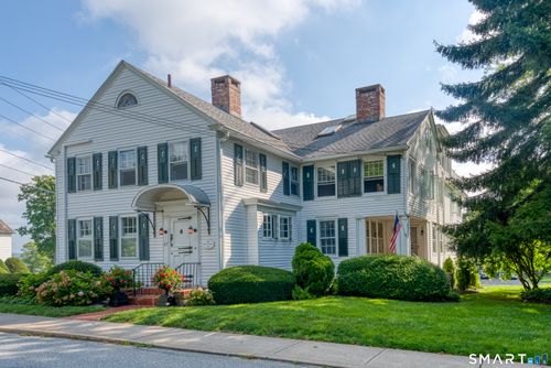8-27 N Main St, Essex, CT, 06426-1051 | Card Image