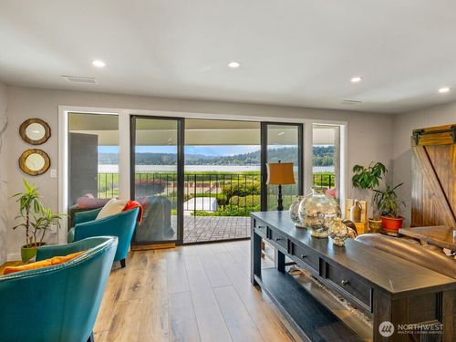 a-104-16921 Inglewood Rd Ne, Kenmore, WA, 98028-3937 | Card Image