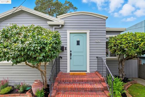 920 Neilson St, Albany, CA, 94706-2114 | Card Image