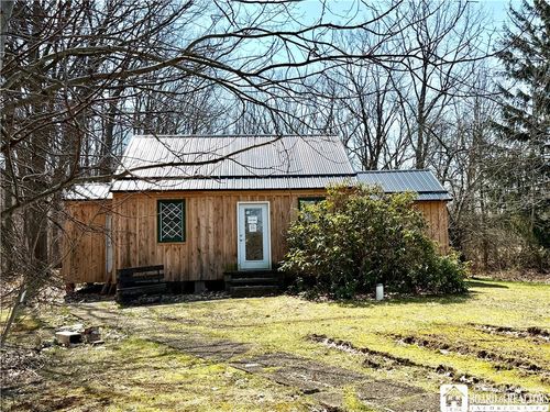 1985 Lake Rd, Silver Creek, NY, 14136-9781 | Card Image