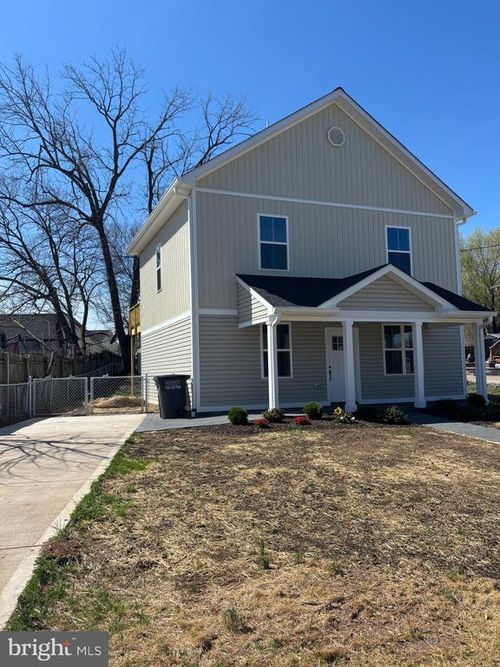 129 Evans St, MANASSAS PARK, VA, 20111-2351 | Card Image