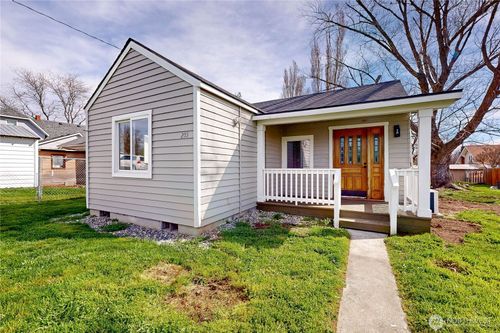 255 College St, Adams, OR, 97810-2007 | Card Image