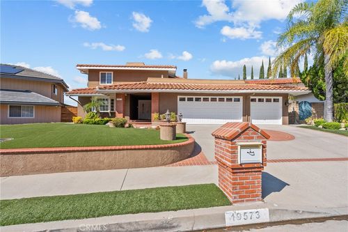 19573 Pine Valley Ave, Porter Ranch, CA, 91326-1465 | Card Image