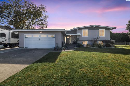 north-richland-beauty-u-1115 Sunset St, Richland, WA, 99354 | Card Image