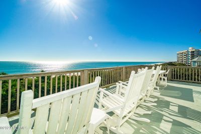 Deck on ocean side w/ great views | Image 3