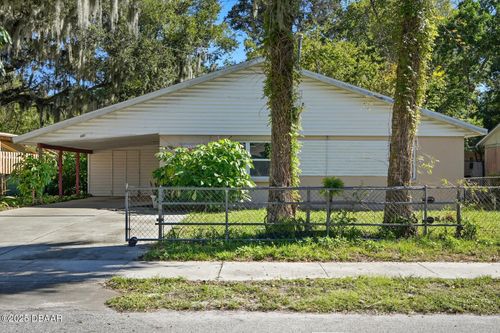 437 Lockhart St, Daytona Beach, FL, 32114-4721 | Card Image