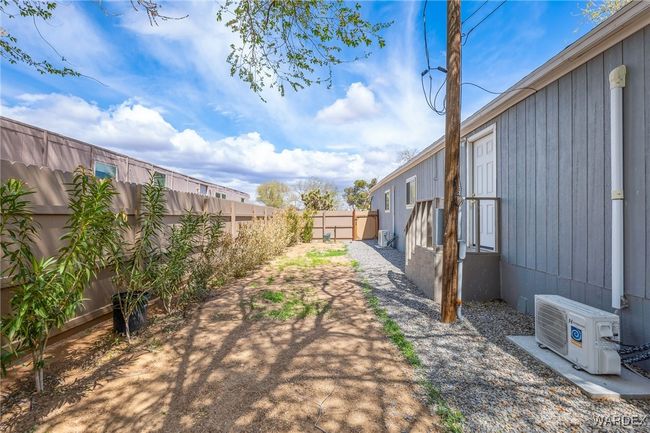 Yard | Image 44