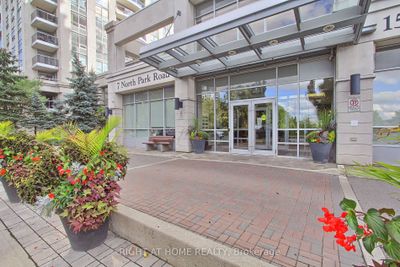 712 - 7 N Park Rd, Condo with 2 bedrooms, 2 bathrooms and 1 parking in Vaughan ON | Image 3