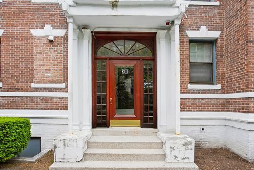 apt-1-30 Kinross Rd, Boston, MA, 02135-7251 | Card Image