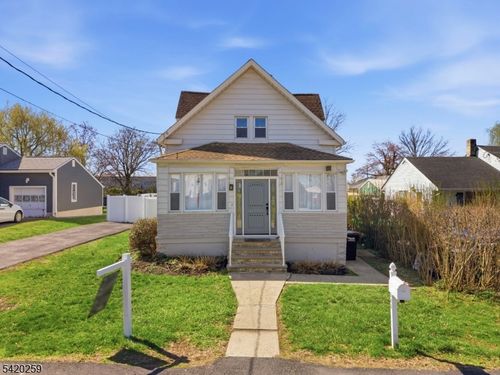 548 Bridgewater Ave, Bridgewater, NJ, 08807-3216 | Card Image