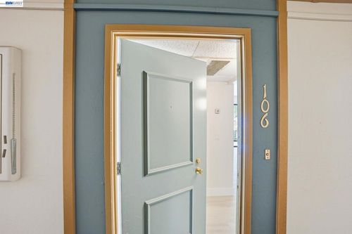 106-460 N Civic Dr, Walnut Creek, CA, 94596 | Card Image