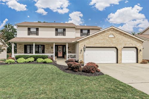3350 Saint Andrews Dr, Parma, OH, 44134-5880 | Card Image